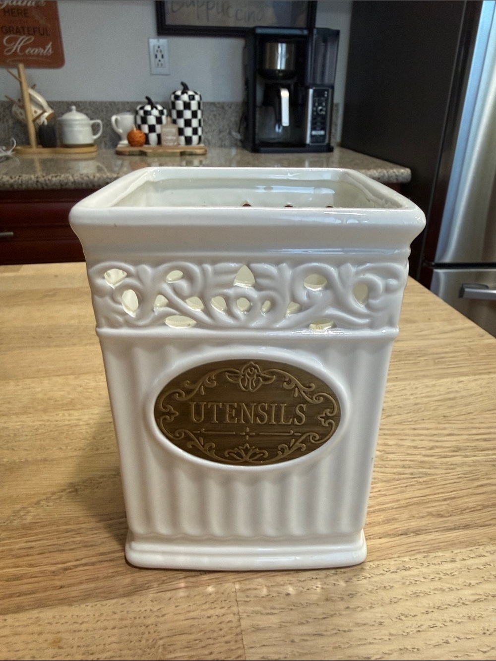 White Ceramic Utensil Holder with Gold Accent Plaque